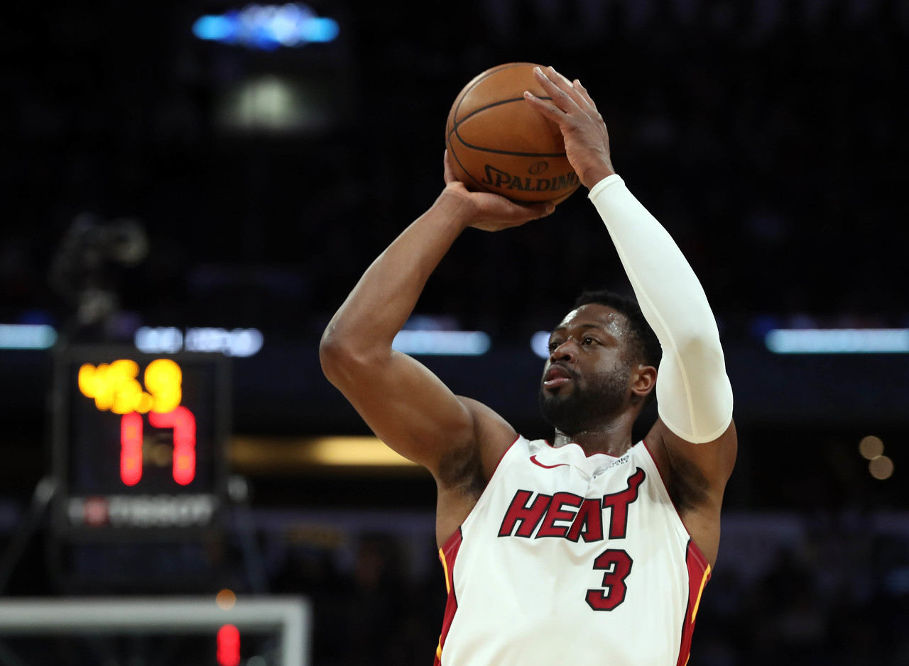 九游官网下载app下载-贝弗利：韦德生涯三分命中率才29%还不如威少 却仍是历史前五分卫